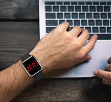 Load image into Gallery viewer, reloj hombre Men's Watch LED Sport Male Digital Clock Fashion Relogio Masculino Wristwatch erkek saat digital montre homme 2019